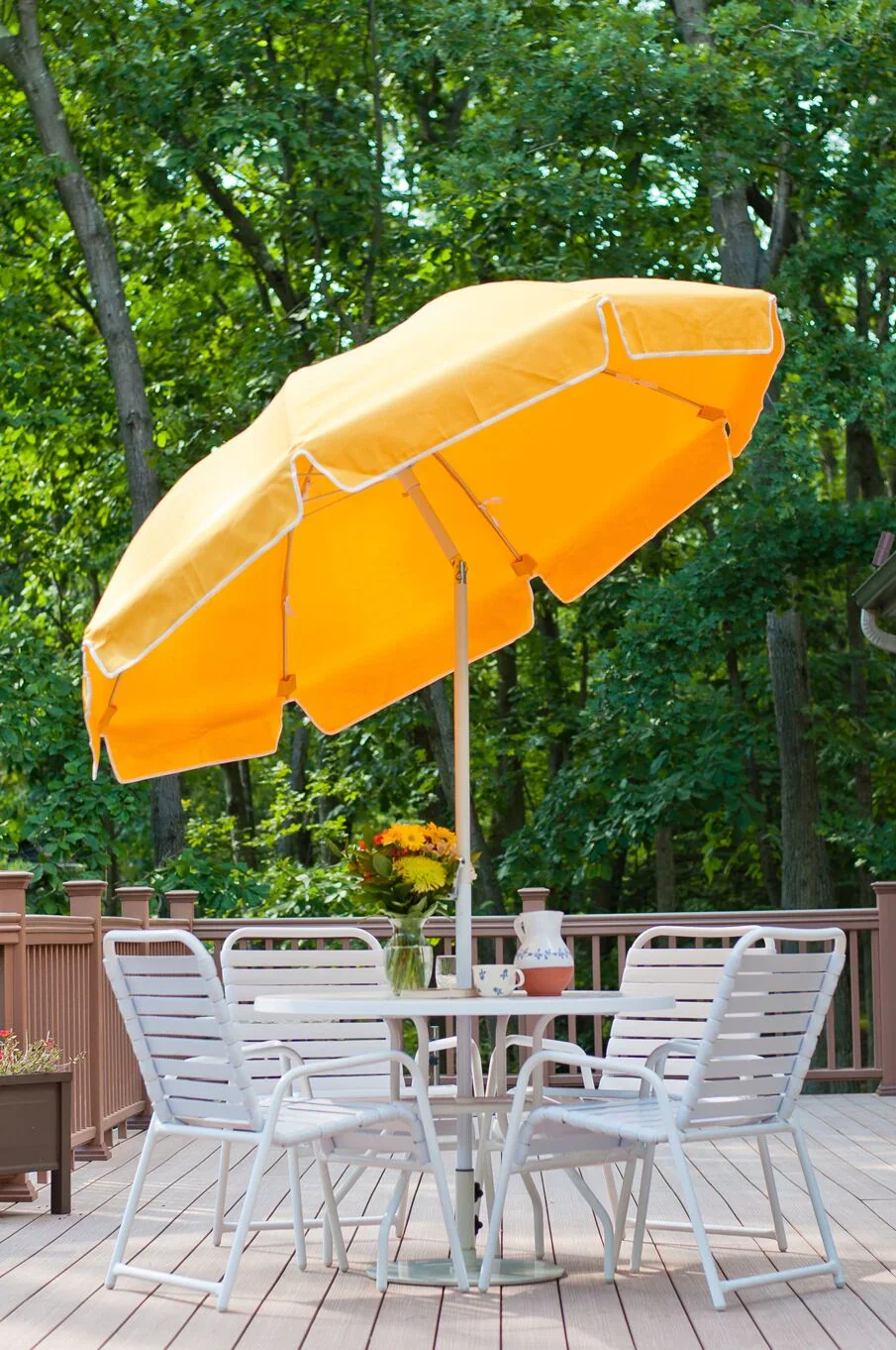 Frankford Catalina Fiberglass 7.5 Foot Wide Octagon Patio Umbrella - Image 5