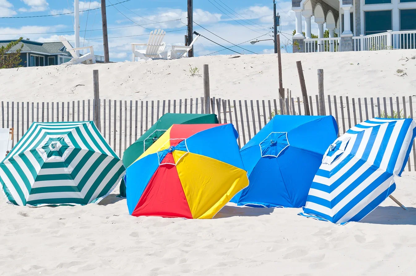 Frankford Shade Star Ash Wood 6.5' Foot Hexagon Beach Umbrella With Carry Bag - Image 4