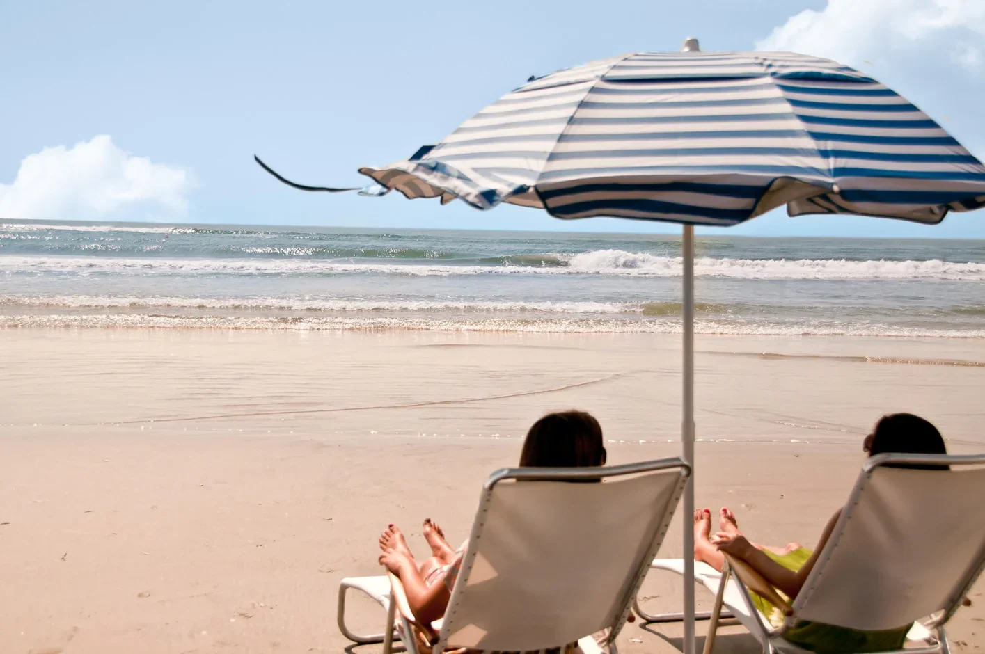 Quick Ship Solar Reflective Fiberglass 6' Foot Wide Hexagon Manual Tilt Beach Umbrella - Image 6