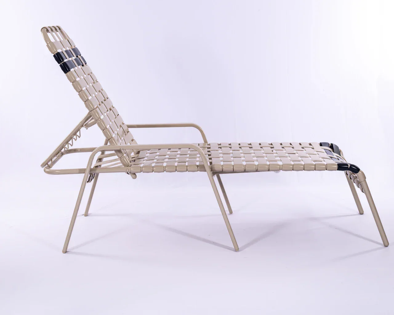 Basket Weave Vinyl Commercial Pool Chaise Lounge - 16 in Height with Flat Arm Rests - Image 3